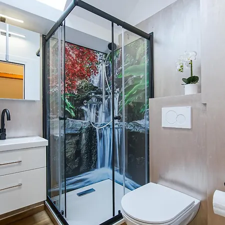 Auszeit Steiraland 5 Mit Ueberdachter Terrasse, Privaten Garten Und Parkplatz Appartement