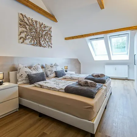 Auszeit Steiraland 5 Mit Ueberdachter Terrasse, Privaten Garten Und Parkplatz *