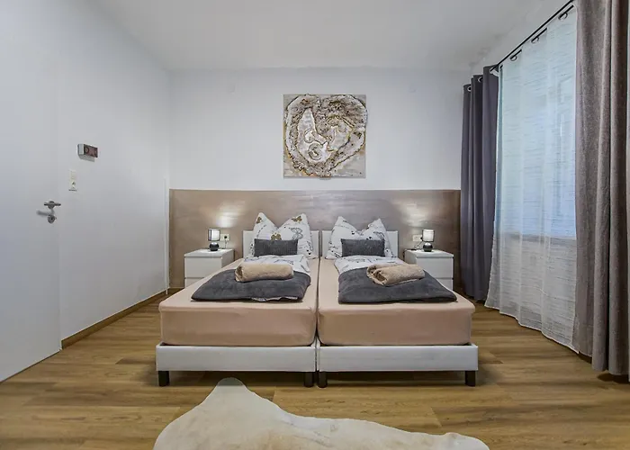 Apartment Auszeit Steiraland 5 Mit überdachter Terrasse, Privaten Garten Und Parkplatz Leoben (Styria)