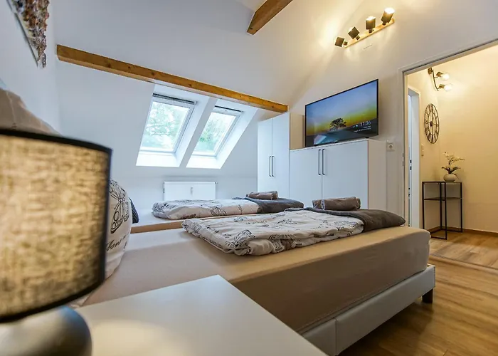 Auszeit Steiraland 5 Mit überdachter Terrasse, Privaten Garten Und Parkplatz Apartment *